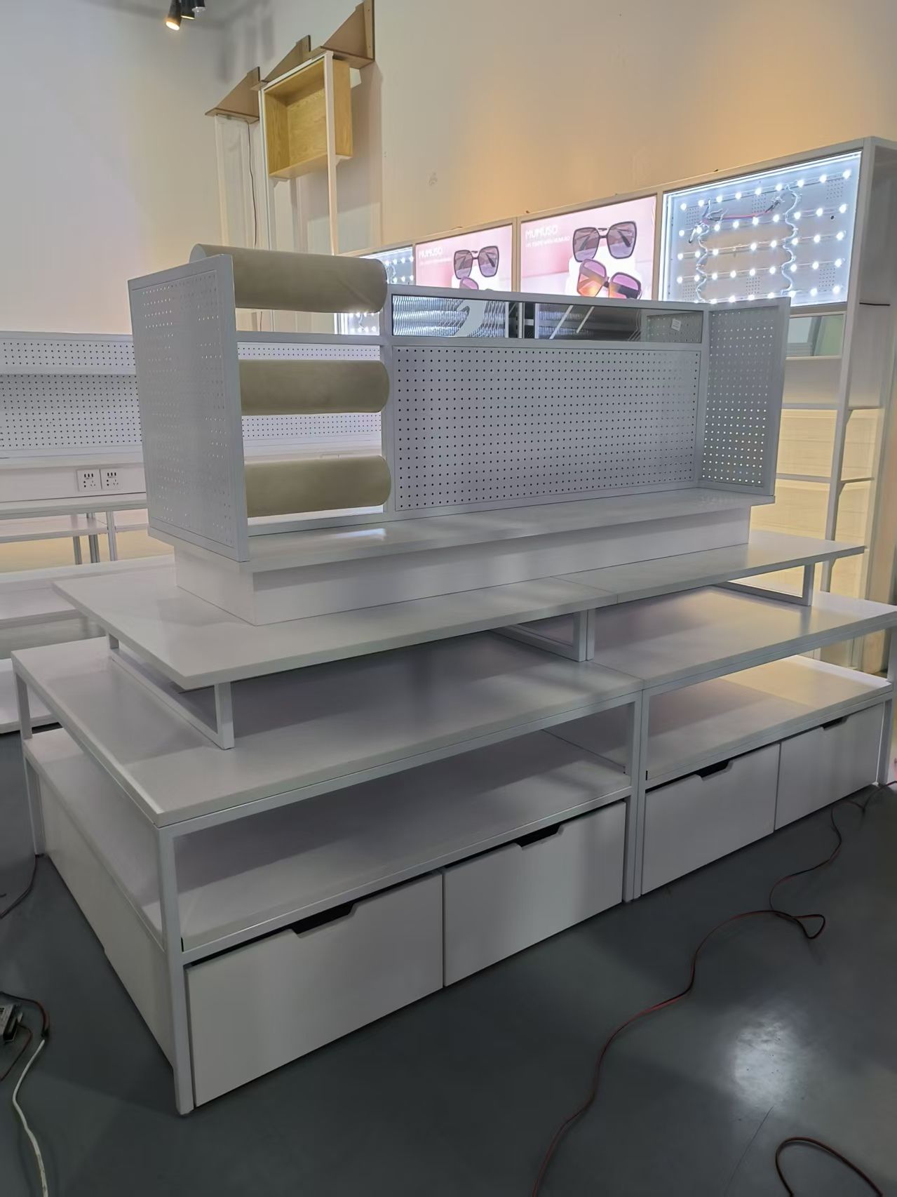 Premium Mesh-Back Architectural Display Tower